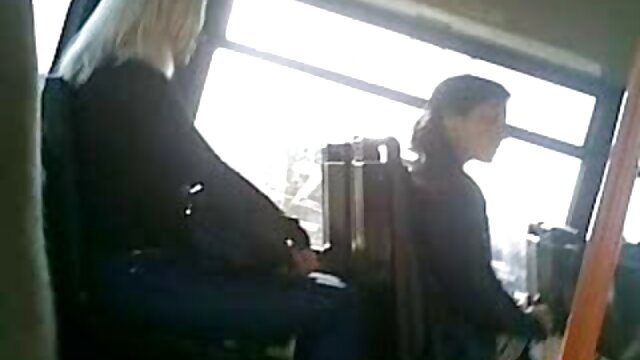 Dois foderam uma puta de cabelo comprido na sauna na boca e no chapéu. pornos com atrizes brasileiras