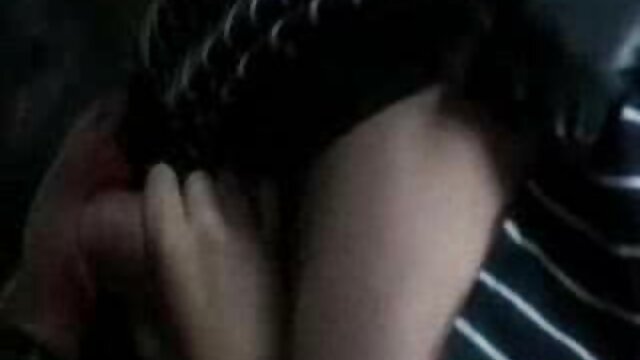 duas gatas engraçadas esguicham-se com o Frankenstein % 27S Monstercock mais melhores vídeos pornôs brasileiros longo upload